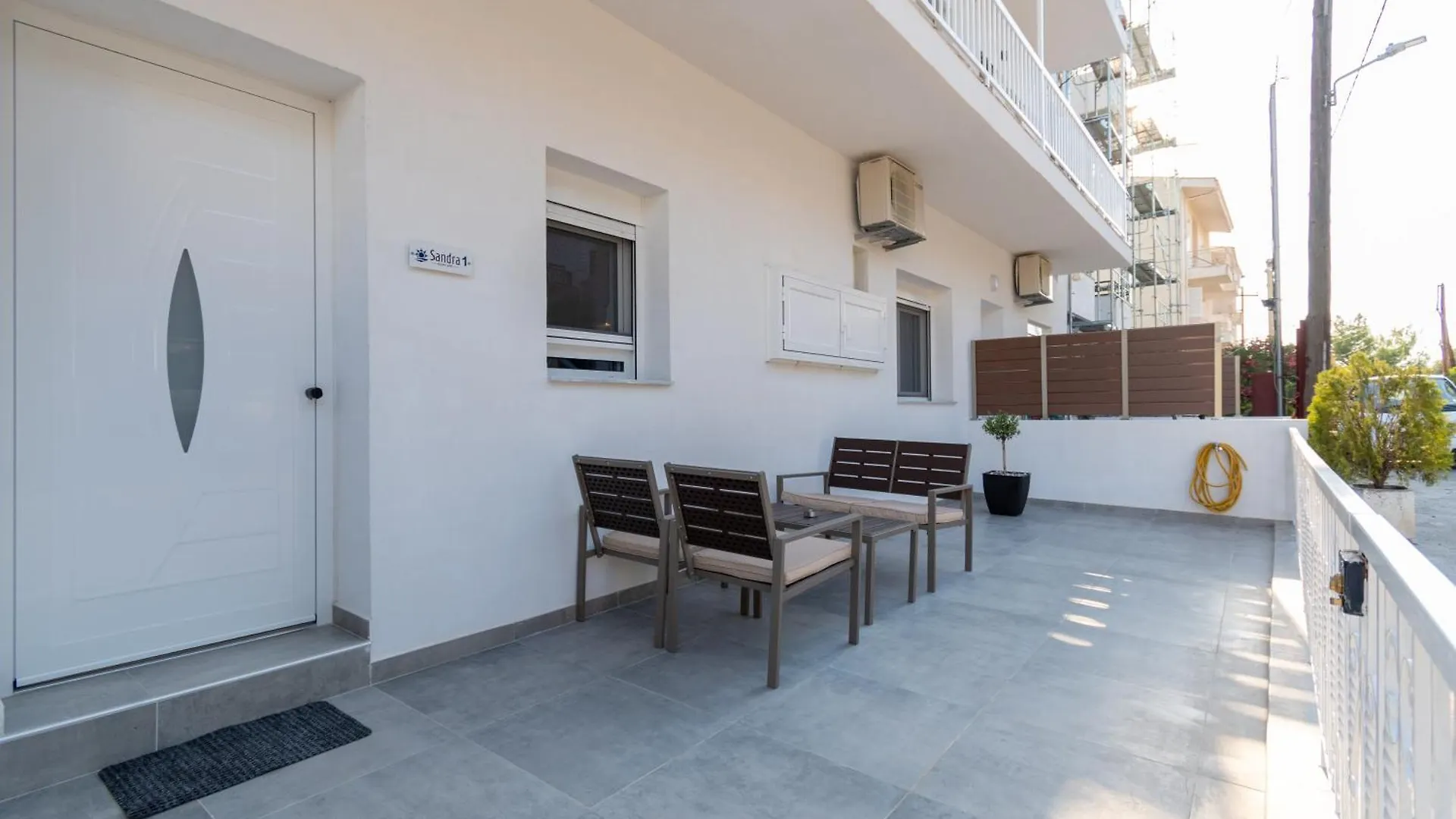 Sandra Seaview Suites Neos Marmaras Apartment